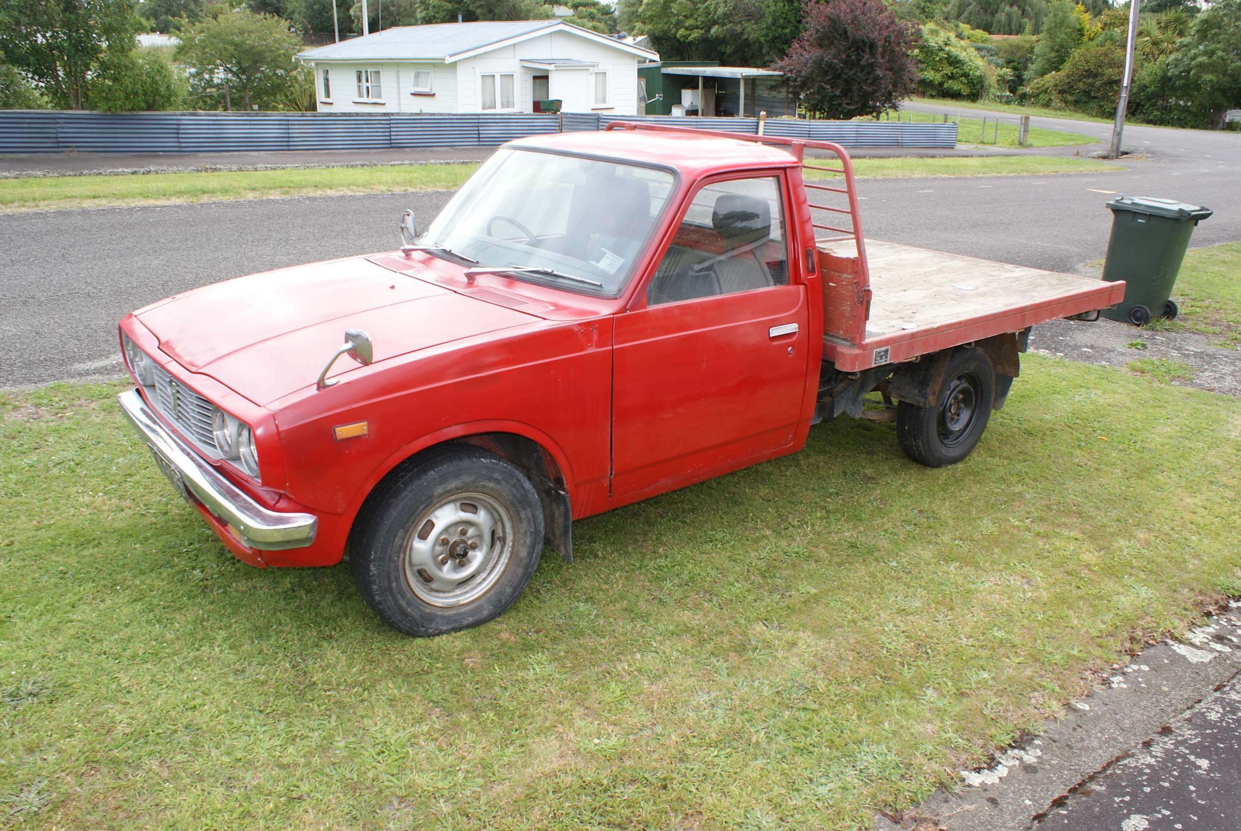 1977 hilux rn25