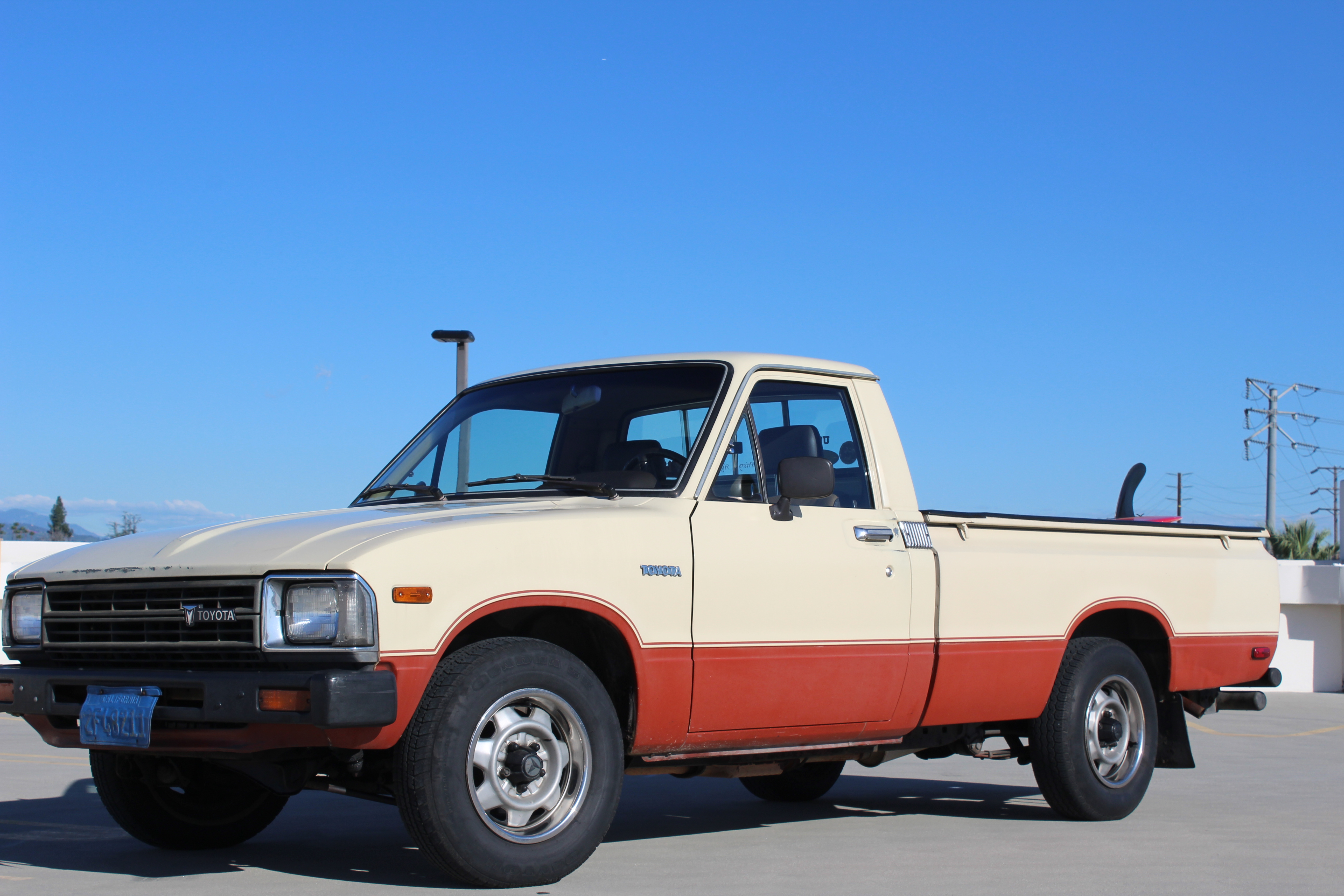 1983 SR5
