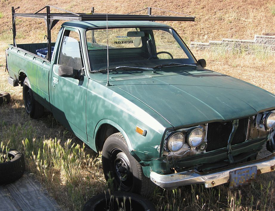 73 Hilux RN27 "Green Rat Rod"