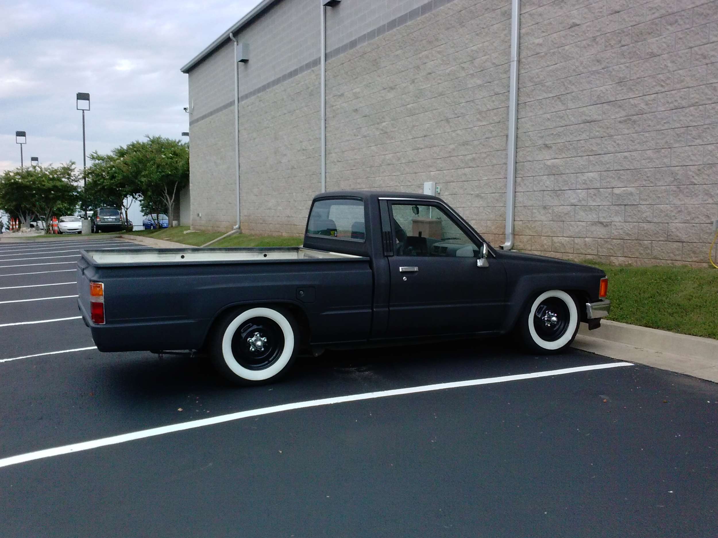 87 toyota