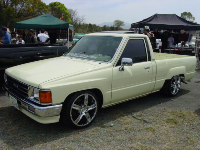 cool old yotas