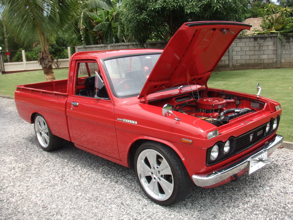 HILUX12