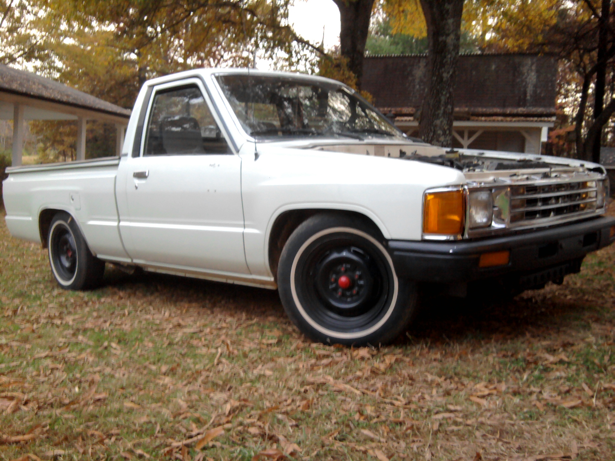 my 87 2wd base. its a show winning mini in the making.