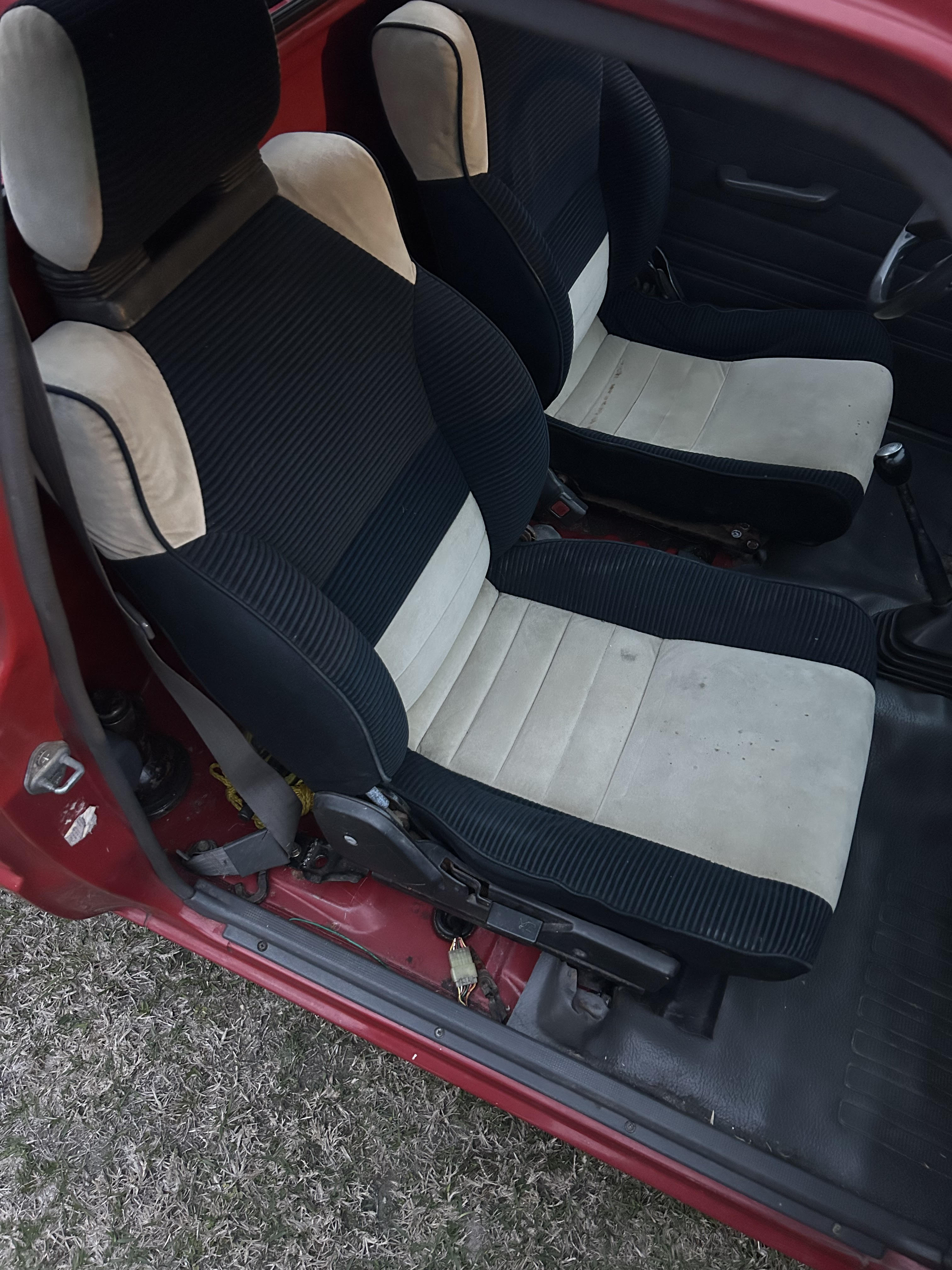 Seats3